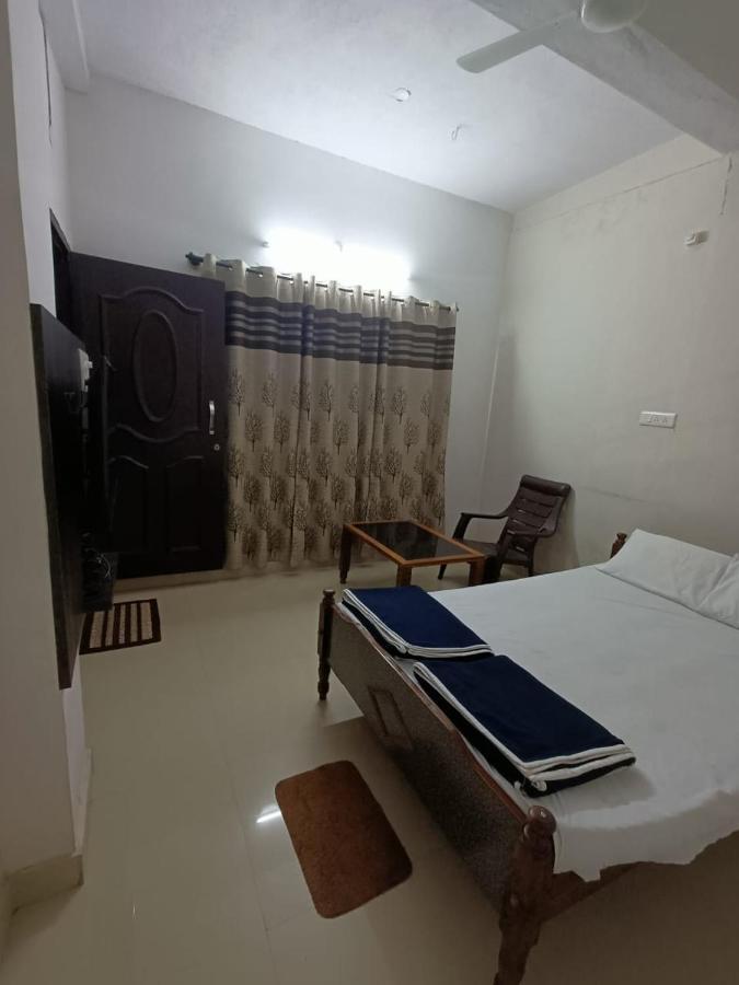 M Cube Service Apartments Sakleshpur Buitenkant foto