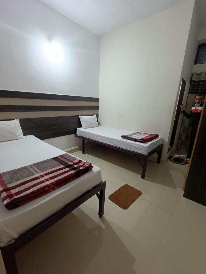 M Cube Service Apartments Sakleshpur Buitenkant foto